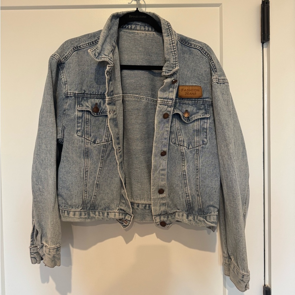 Women’s Light Blue Wash Denim Jacket